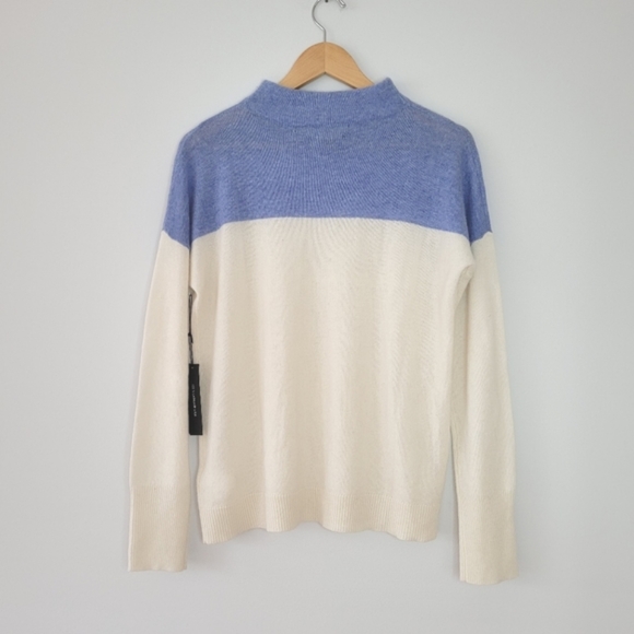 TAHARI 100% CASHMERE 2 ply Pure Luxe Color Block Long Sleeve Mock Neck Sweater - Picture 2 of 9